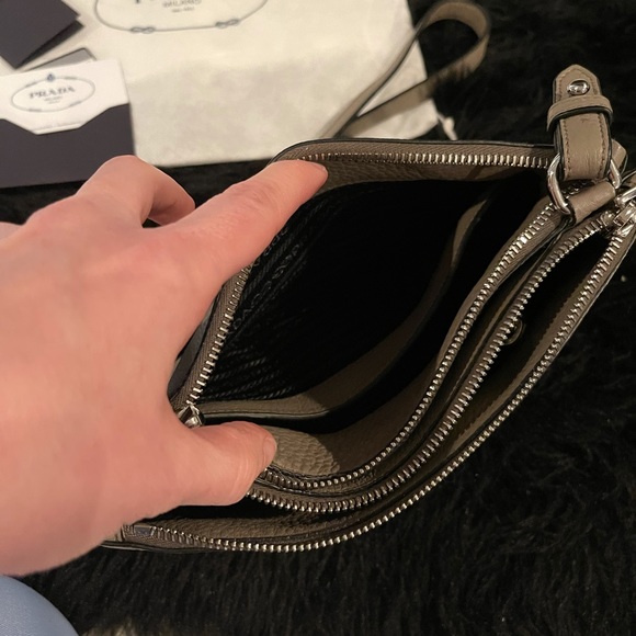 SOLD Authentic Leather Prada Crossbody  Grey (Argilla) Double Zip Phenix Bag - Picture 4 of 9